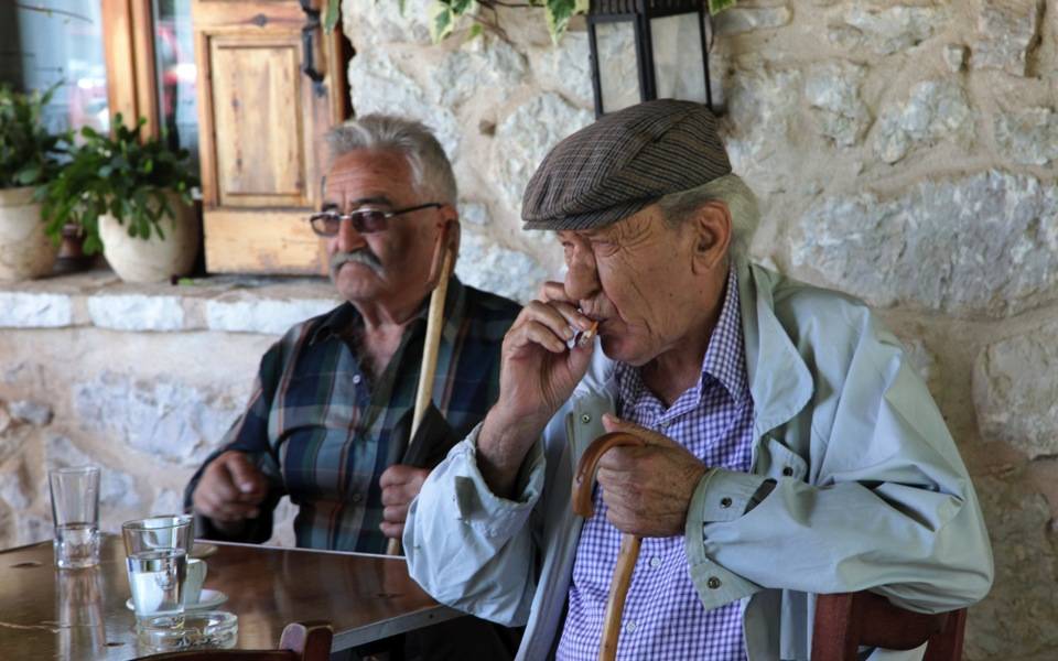 Bakandan 'müjde': Zam yok ama KYK yurtları yazın 1 ay emeklilere ücretsiz olacak 4